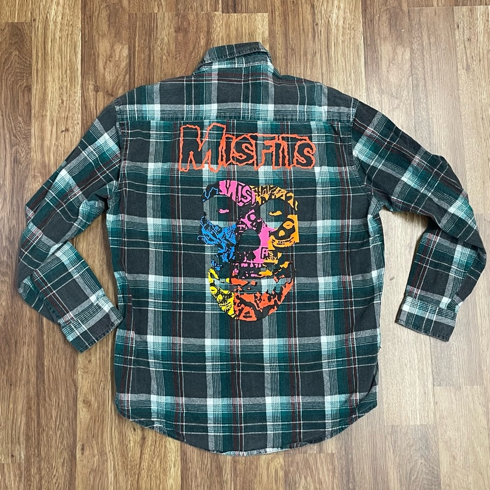 The Misfits Skull Logo Print Vintage Cotton Flannel punk Band Shirt size M / L
